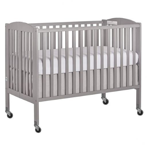 Full Size Crib rental in Hilton Head Island South Carolina