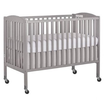 Full Size Wood Crib with Premium Bedding 
