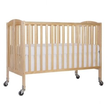 Dream On Me Full Size Folding Crib 