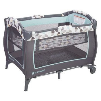 Pack n Play W/ Riser